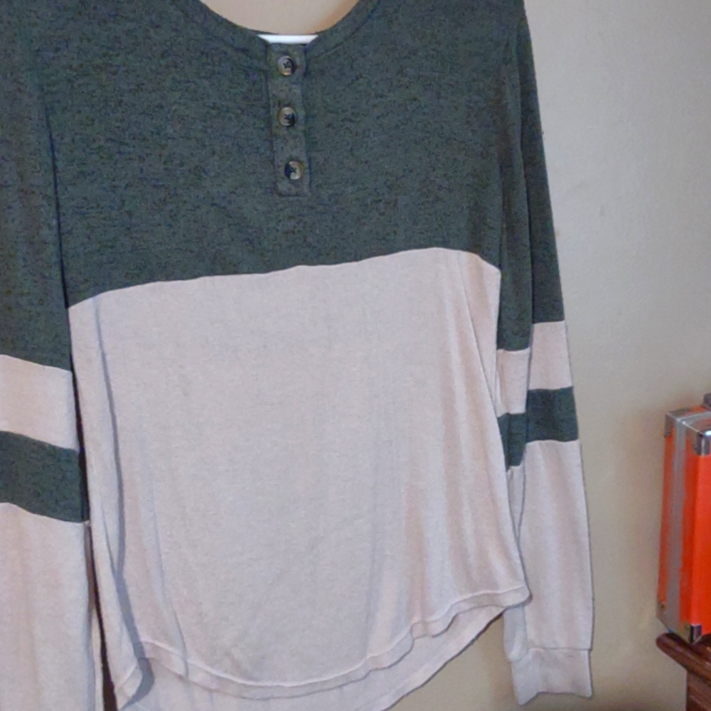 Women's blouse